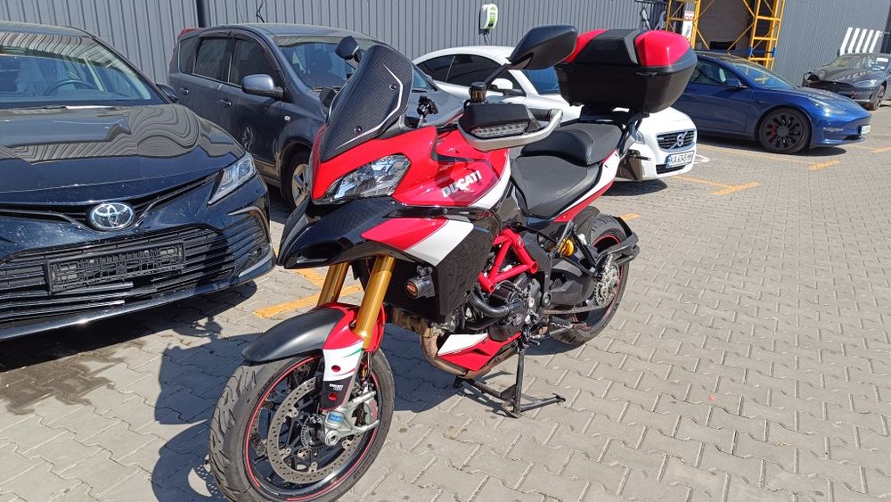 Ducati Multistrada 1200S Pikes Peak