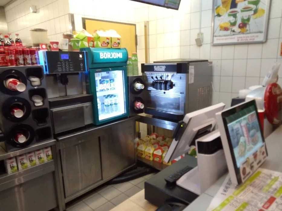 на 220В на стіл фрізер для морозива Taylor мороженого