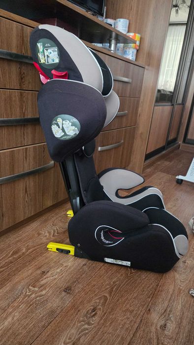 Дитяче автокрісло Kiddy Cruiserfix Pro 2 із системою isofix