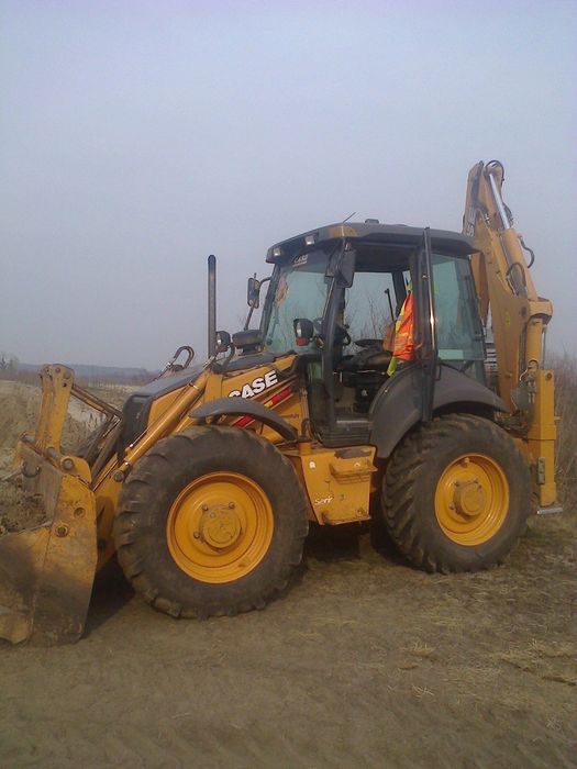 Оренда екскаватора, Послуги екскаватора, Екскаватор Case Канів та р-н