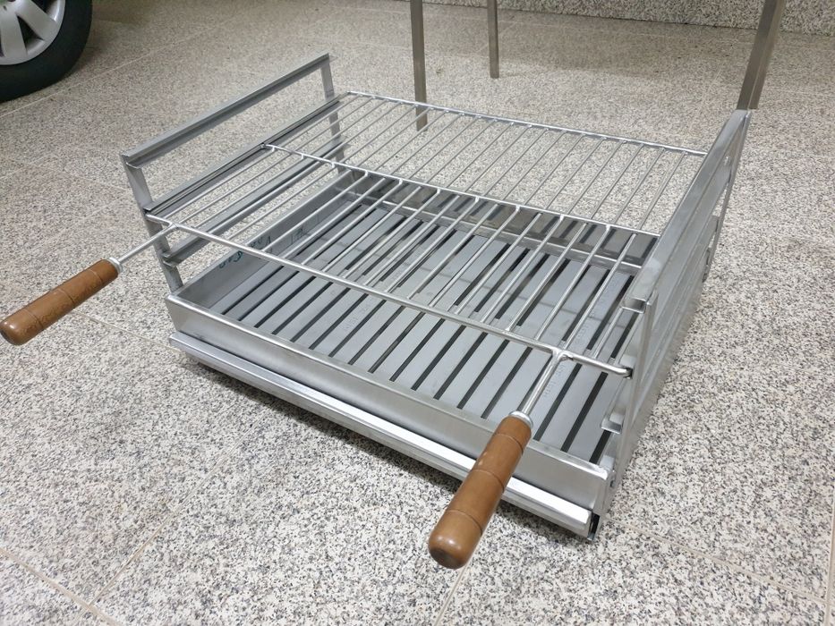 Grelhadores completos em INOX  (pode ser feito por medida)