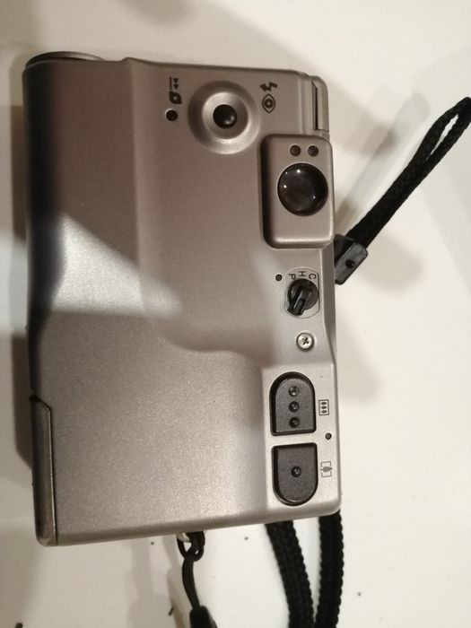 Máquina fotográfica canon ixus