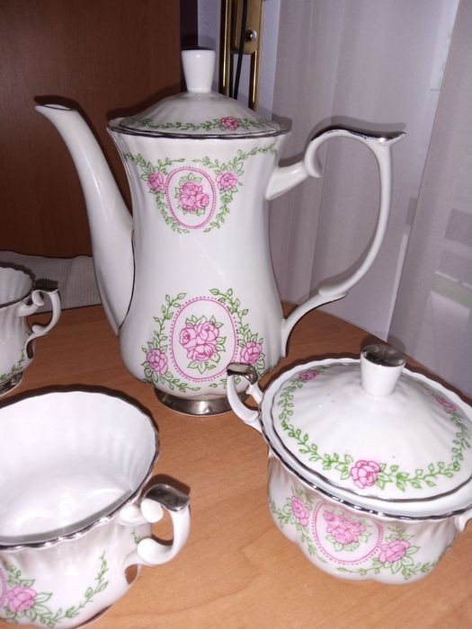 Serwis kawowy porcelana Chodzież