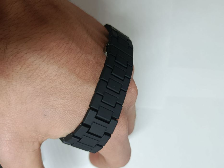 Чоловічий наручний годинник в стилі Total Black