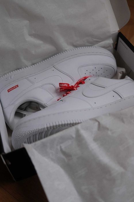 Nike Air Force 1 Low Supreme White R.41