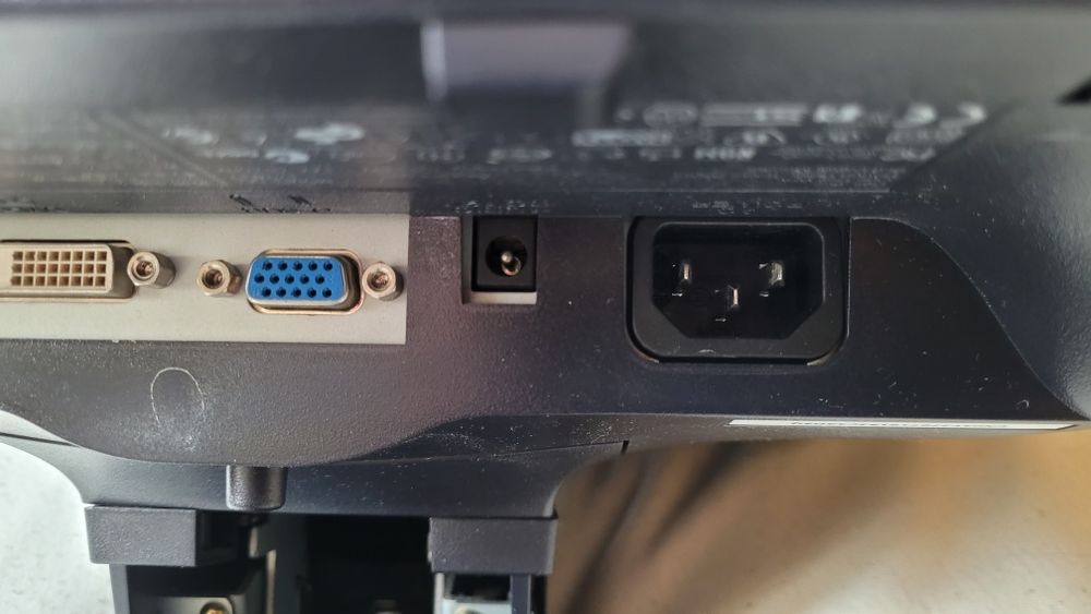 Monitor komputerowy Dell