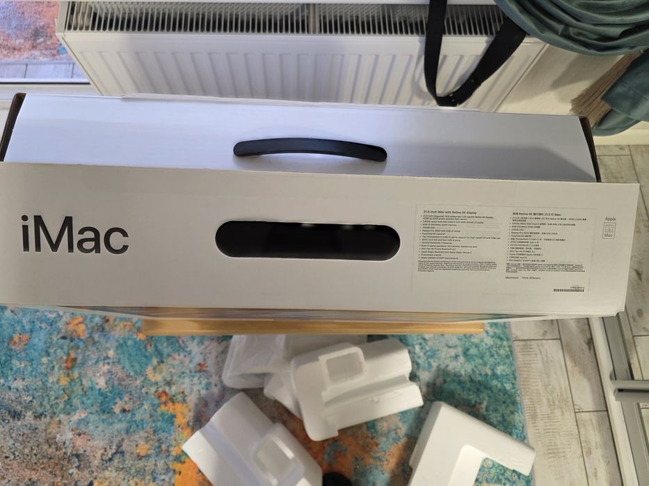 2021р Apple iMac 21.5" Retina 4K (2020) | Core i3 | 8GB | SSD 256GB |