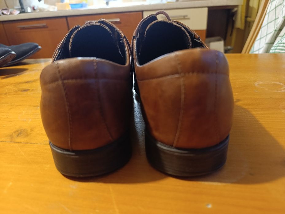 Buty  Venezia skóra 41