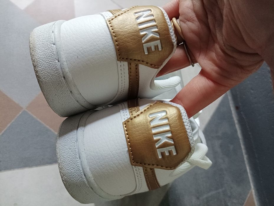 Sapatilhas Nike usadas uma vez