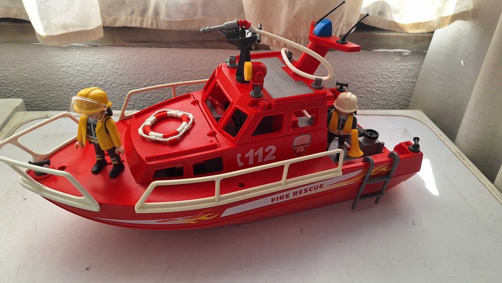 carros, barco da Playmobil