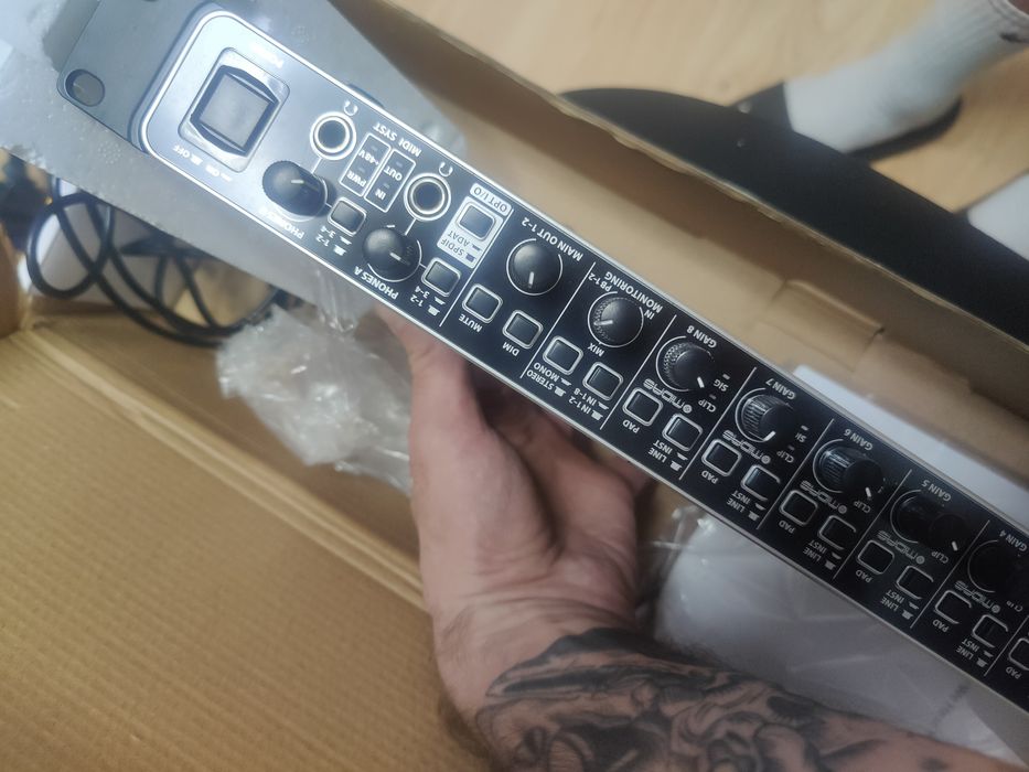 Interfejs audio Behringer UMC1820