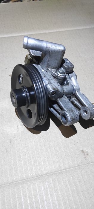 Насос ГУР туксон 2008 года ,бензин 2.0.