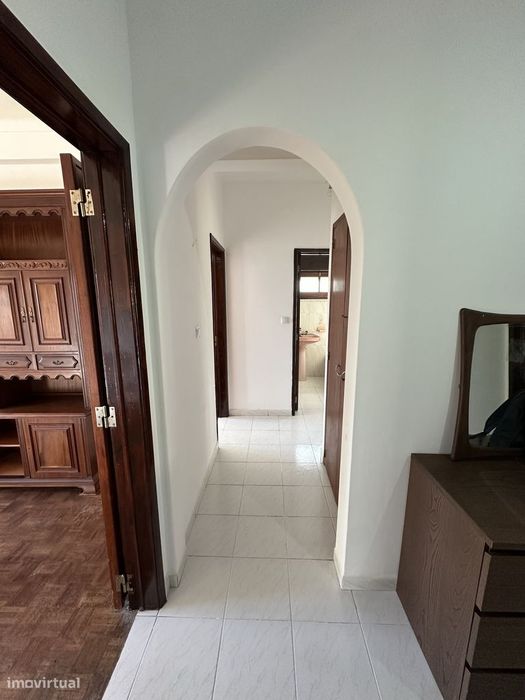 Apartamento T3 espaçoso para arrendamento