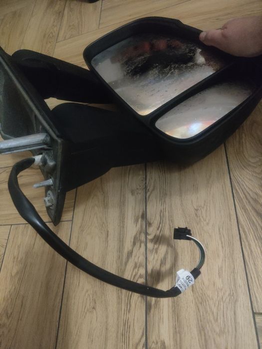 Lusterko do busa prawe