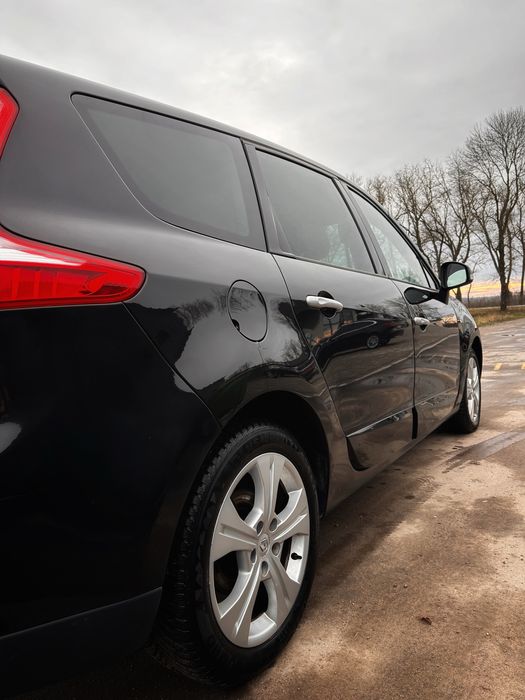 Renault Grand Scenic 2010