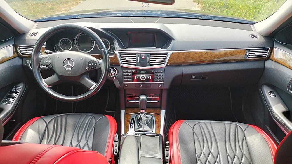 Mercedes-Benz E klass 20011р. АКПП, газ\бенз. відмінний стан.