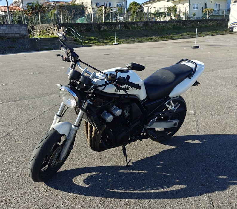 Yamaha Fazer 600