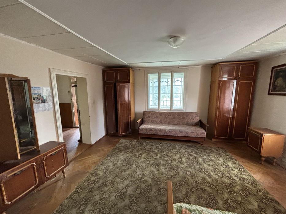 Продаж Будинок 63 м². Ділянка 13 сотих. Підпечери. Центр. Світло. Газ