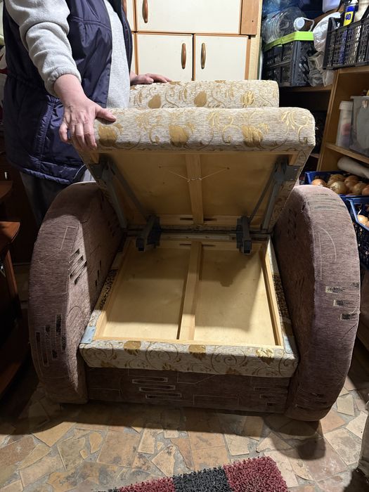 Крісло розкладне