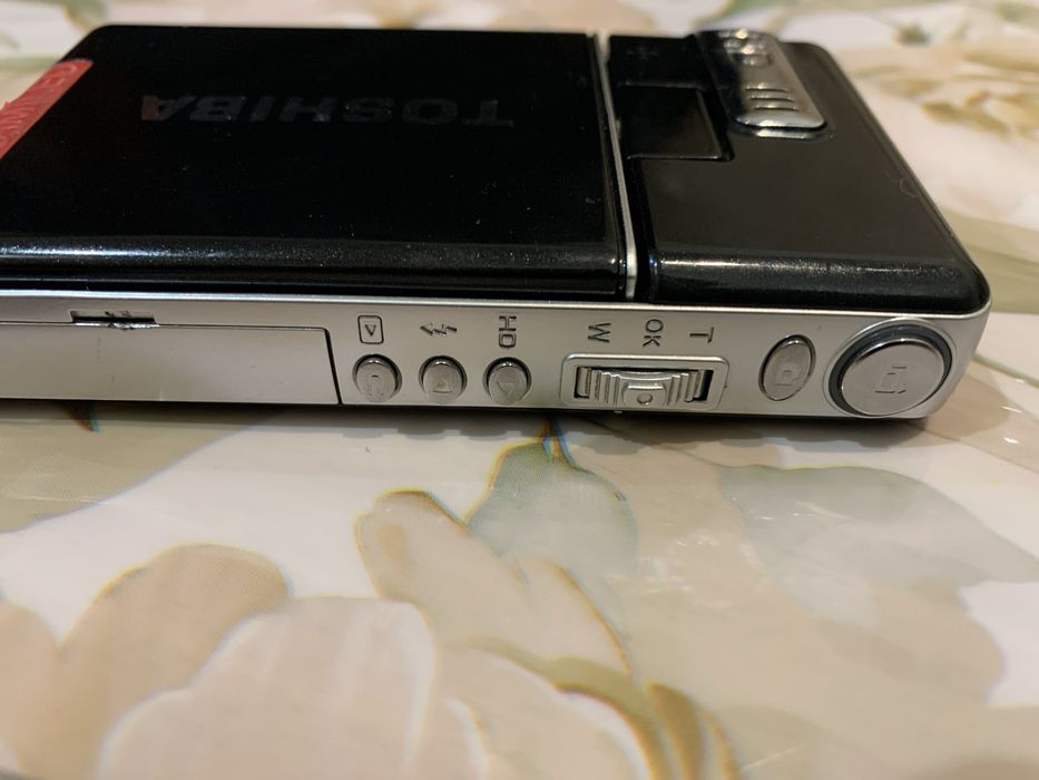 Відеокамера Toshiba Camileo S10