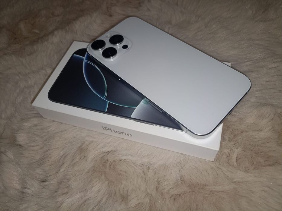 Nowy iPhone 16 Pro Max