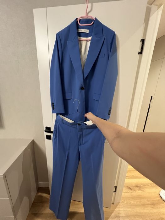 Костюм зара гарного волошкового кольру