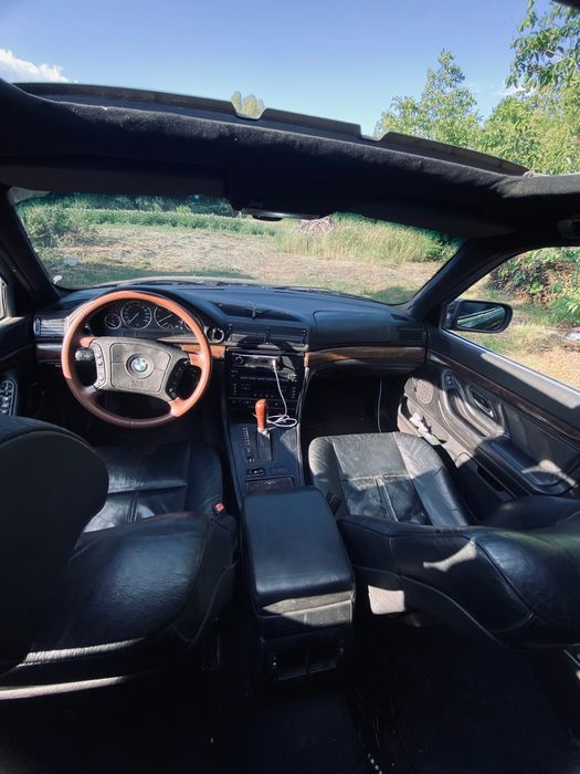 Продам BMWe38 730i