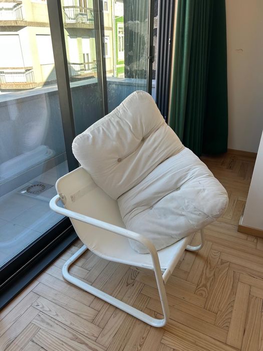 Cadeirão Branco IKEA