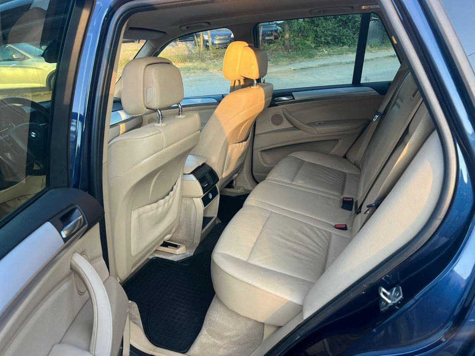 Продам BMW X5 E70 СРОЧНО!