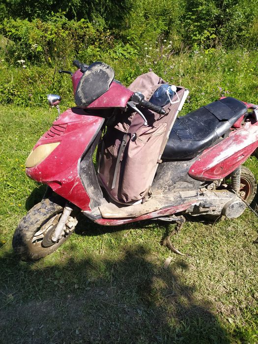 скутер 150 кубів