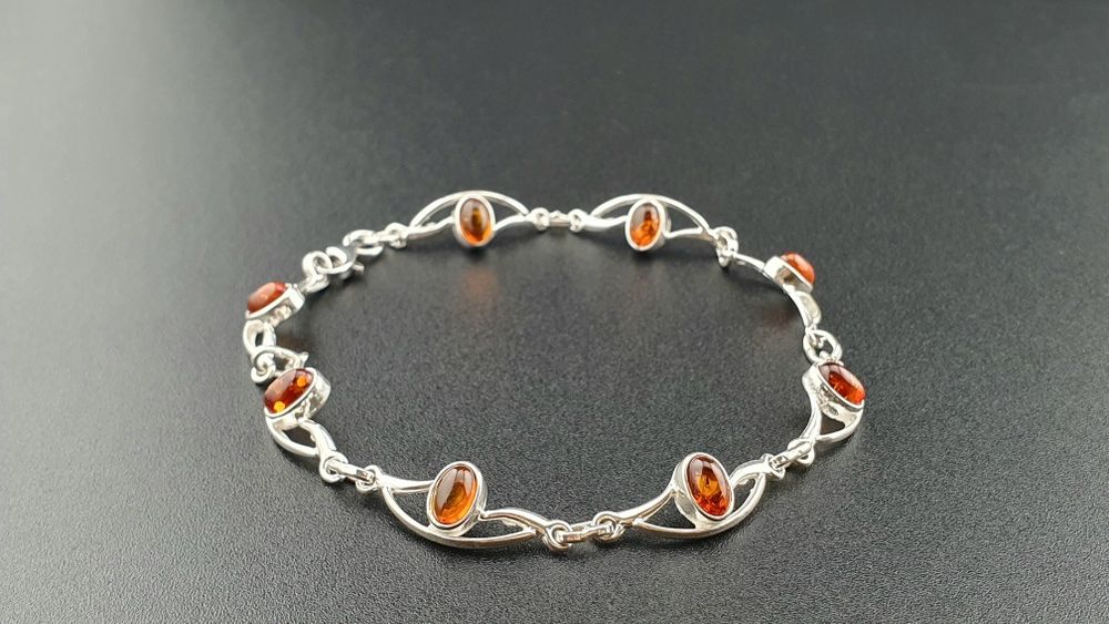 Bransoletka srebrna pr.925 z bursztynami