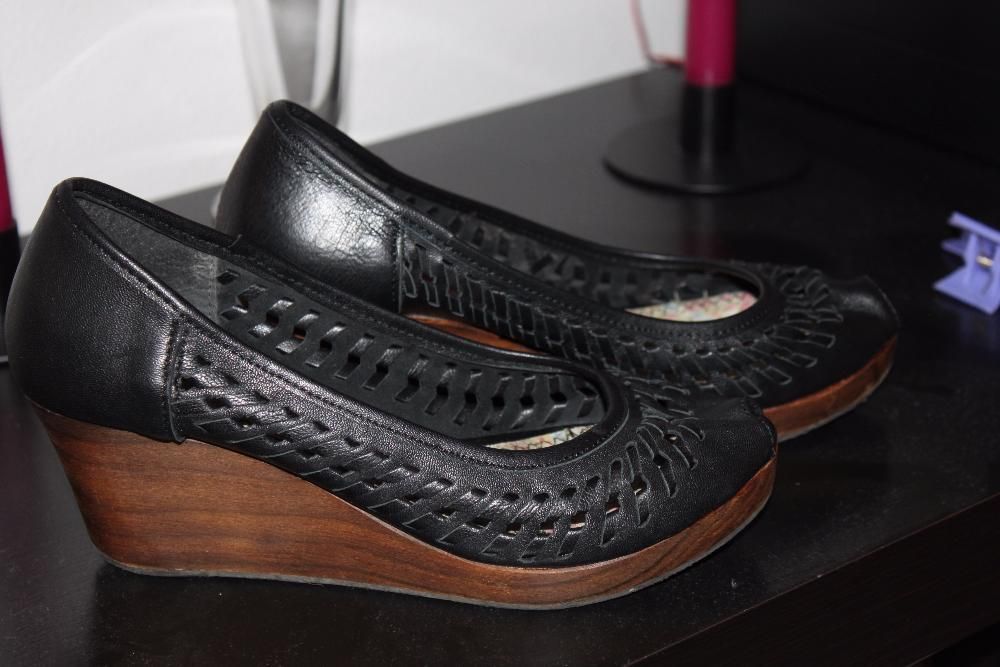 Sapatos pretos Pull&Bear