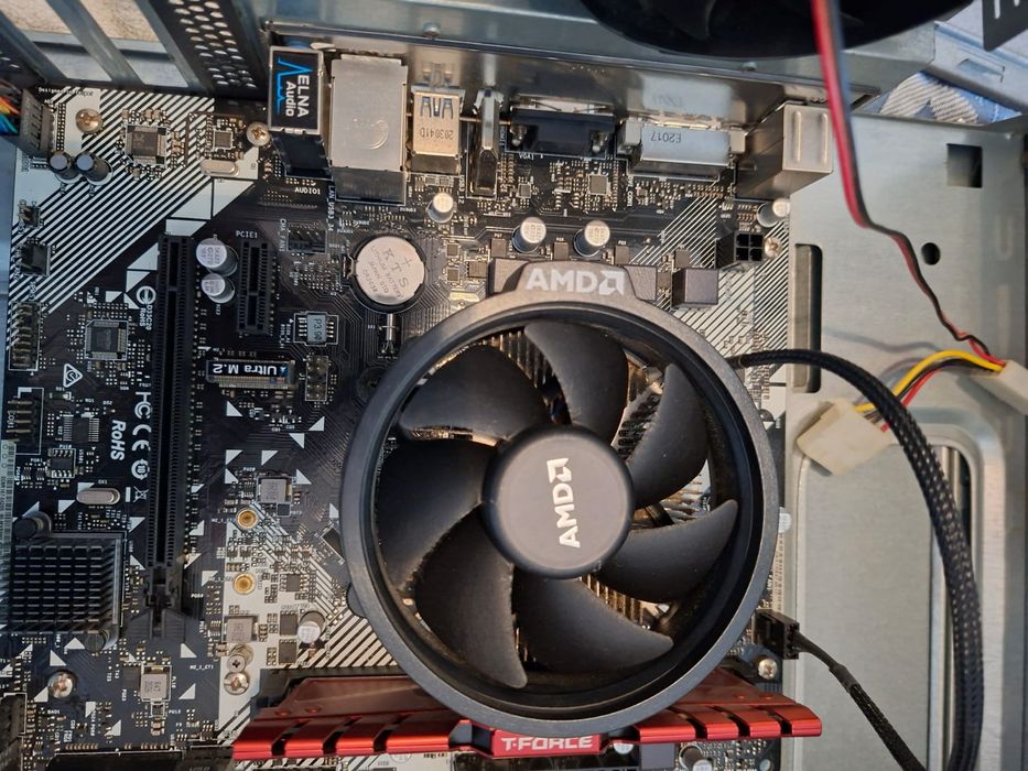 Bundle Ryzen 5 3600 + Cooler + ASRock B450M-HDV R4.0 + 16GB DDR4 + Fon