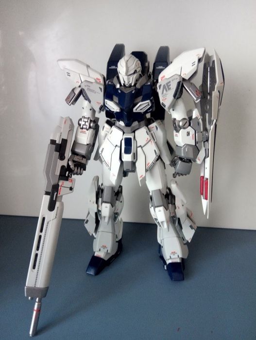 Модель Gundam Sinanju Stein 1/100