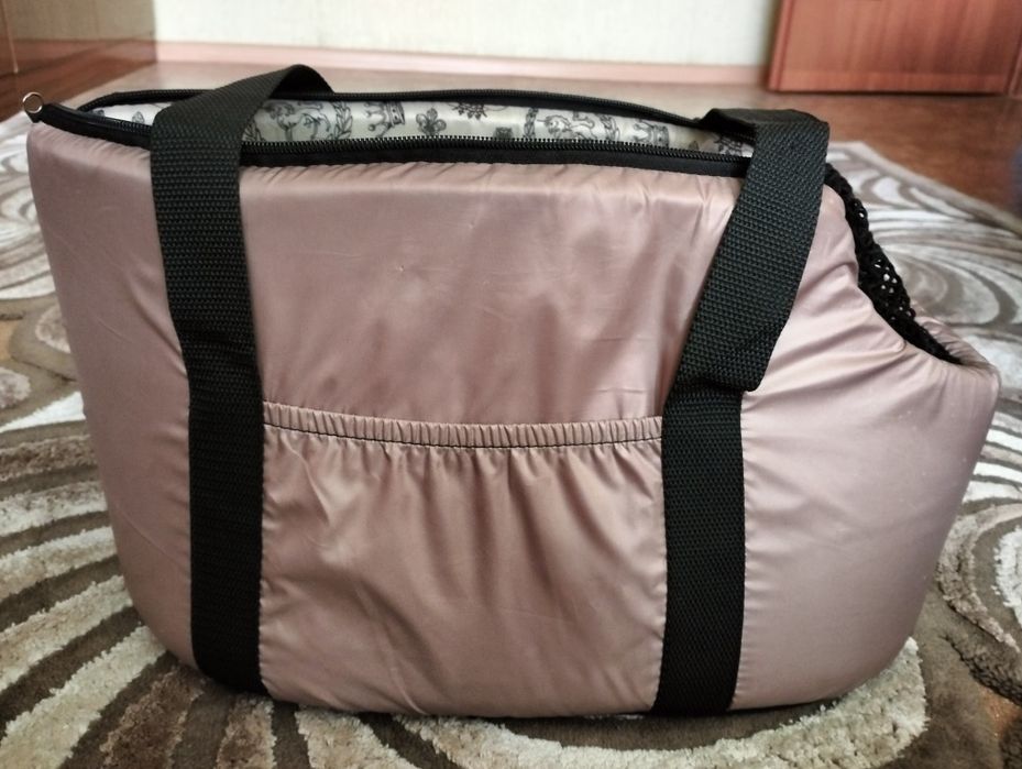 Переноска для невеликих тваринок