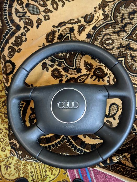 Руль Ауді А6(обшитий)