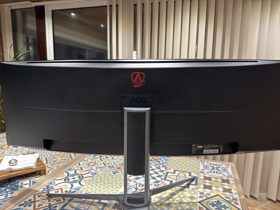 Monitor AOC AG493UCX2 para gaming