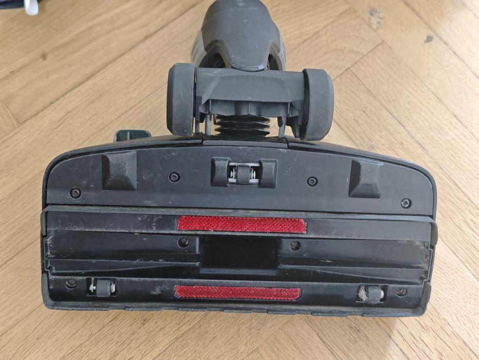 Продам пылесос Karcher VC-5