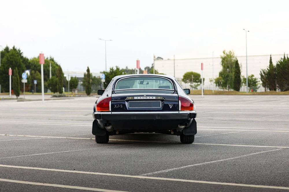 Jaguar XJS498476236208885763