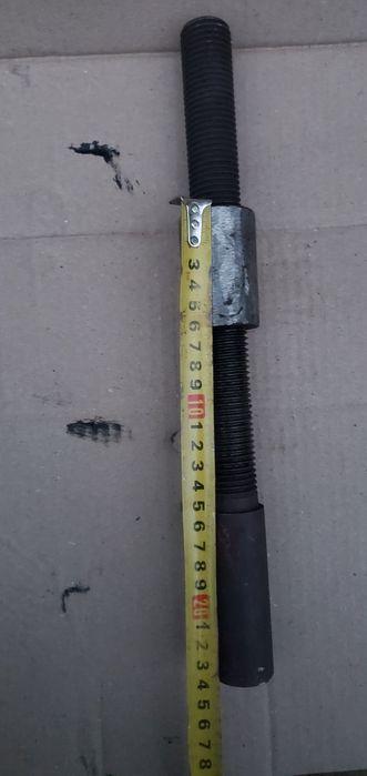 Гвинт з гайкою, Прес