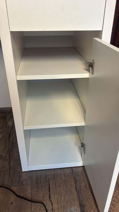 biurko ikea białe