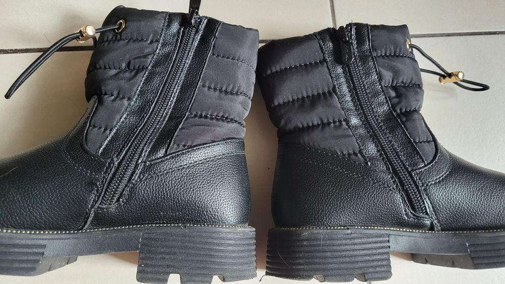 33 buty kozaki zimowe dziewczęce CCC