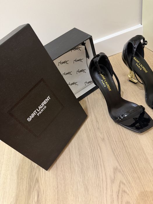 Sandały na szpilce Yves Saint Laurent