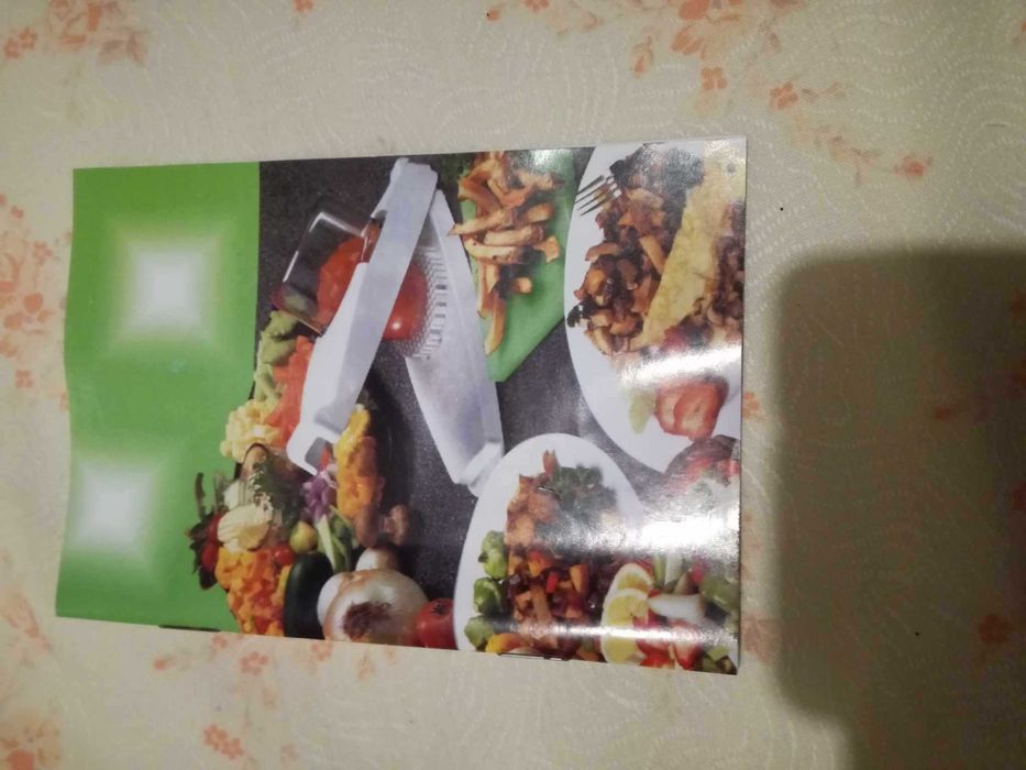 Descascadores: legumes e ananás