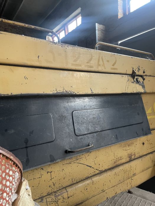 Грейдер дорожній ДЗ-122