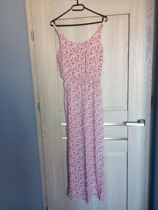 Długa letnia sukienka