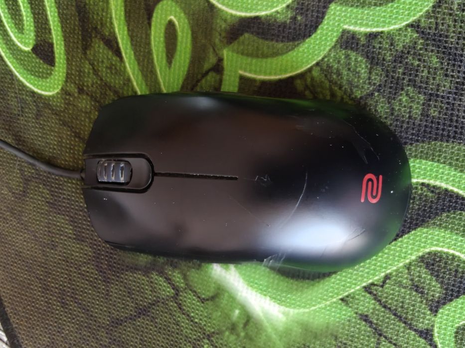 Zowie fk2, bungee i podkładka razer