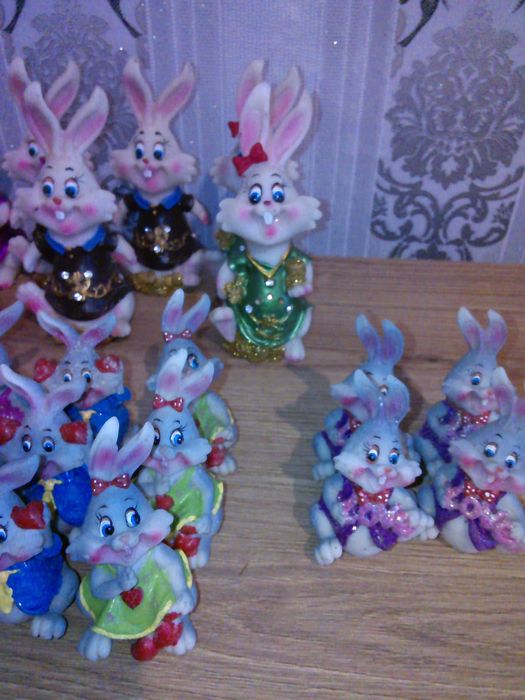 Продам статуэтки