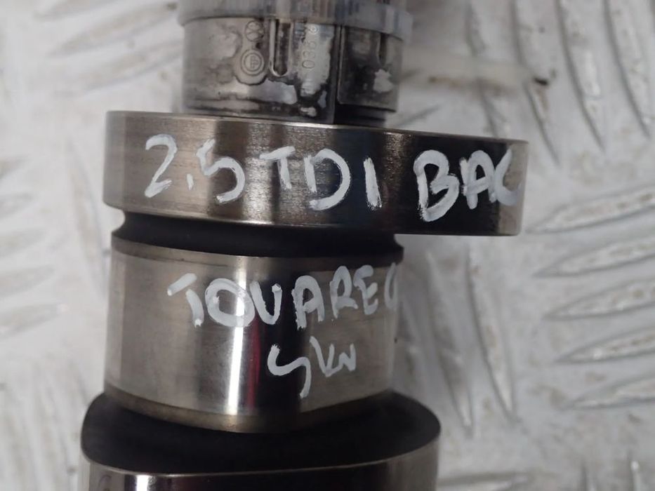 wałek rorządu 2,5 tdi bac