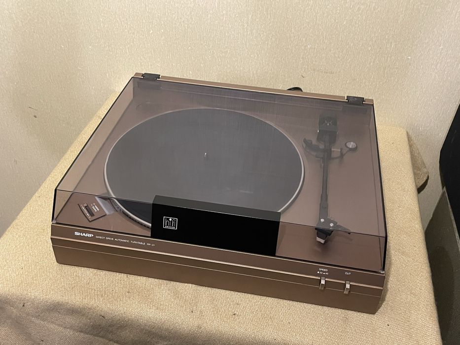 Качественный проигрыватель винила SHARP RP-31 DIRECT DRIVE